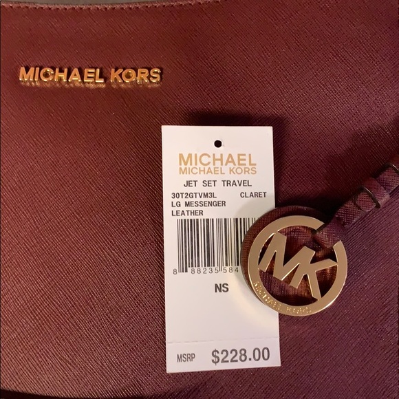 Michael Kors Jet Set Travel/Messenger Hand Bag - Picture 2 of 4